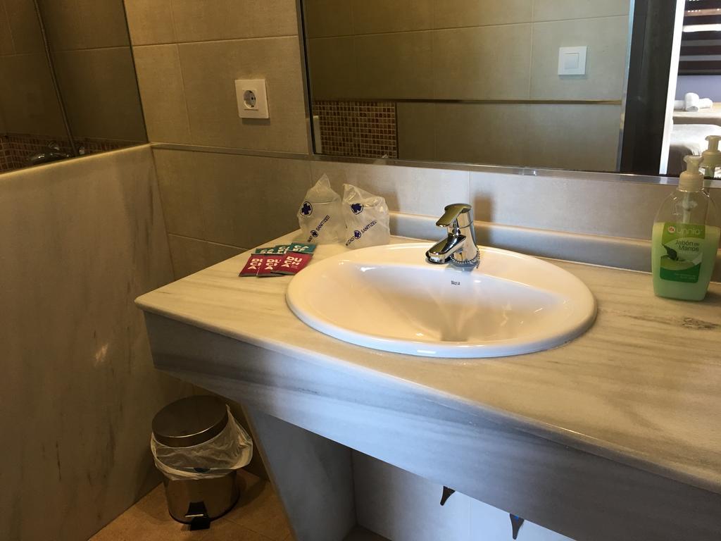 Hostal Tarik Hotel Tarifa Ngoại thất bức ảnh