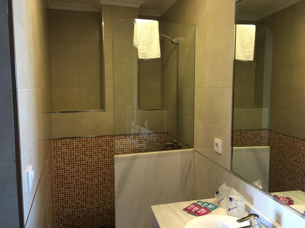 Hostal Tarik Hotel Tarifa Ngoại thất bức ảnh